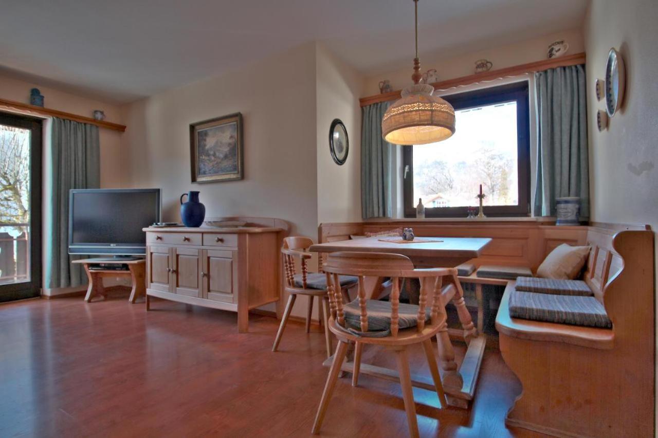 Bergdiamant Apartment การ์มิช-พาร์เทนเคียร์เชน ภายนอก รูปภาพ